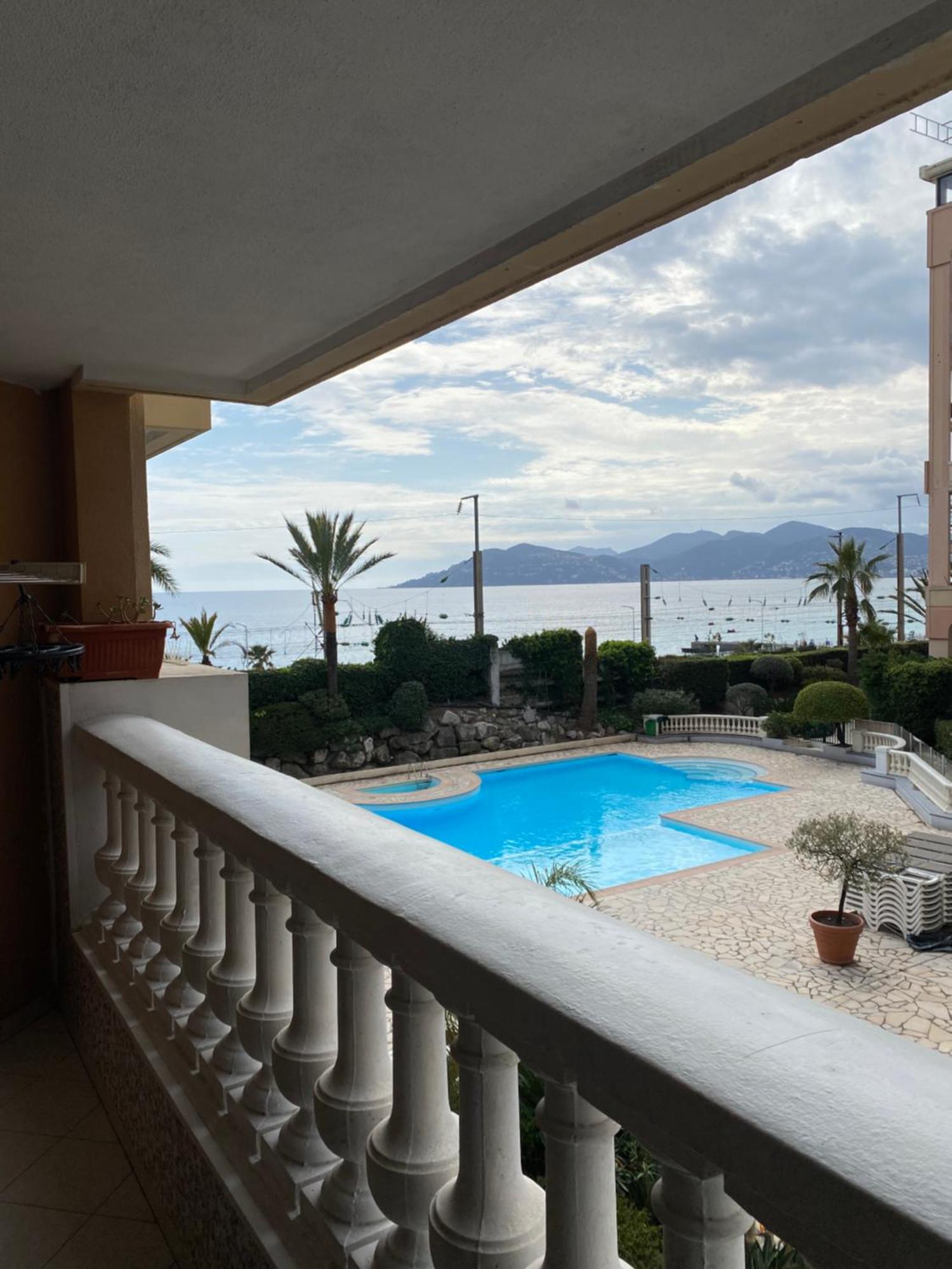 Bord De Mer, Terrasse, Tout A Pieds Cannes Zewnętrze zdjęcie